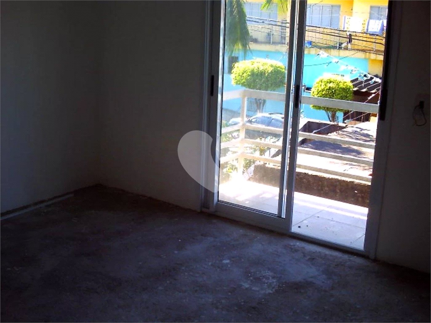 Sobrado à venda com 3 quartos, sendo 1 suíte, em Tremembé, São Paulo, SP