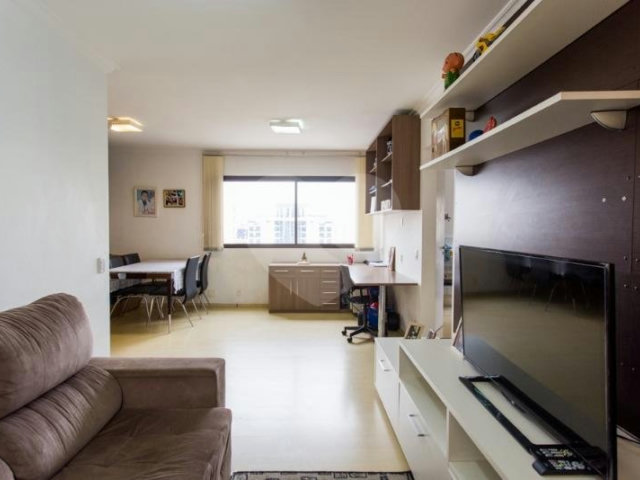 Apartamento à venda com 2 quartos, sendo 1 suíte,  em Moema, São Paulo, SP