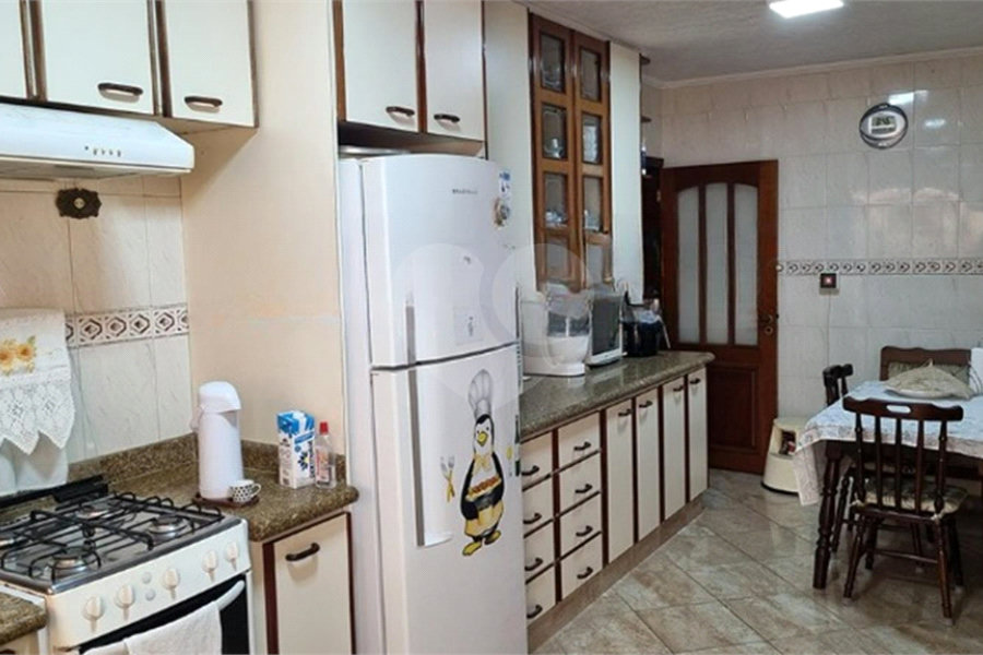 Sobrado à venda com 3 suítes em Tremembé, São Paulo, SP