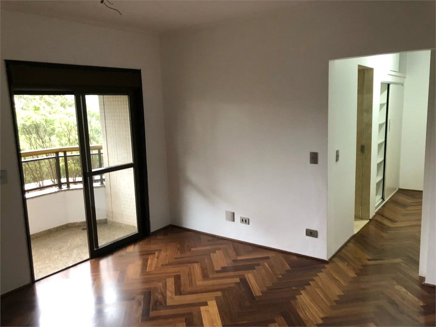 Apartamento à venda com 4 suítes em Vila Suzana, São Paulo, SP
