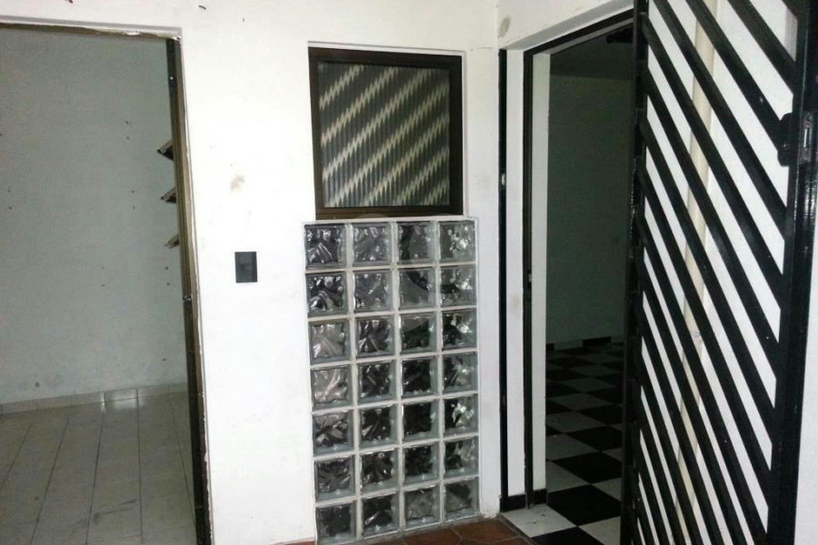 Sobrado à venda com 6 quartos em Vila Nova Cachoeirinha, São Paulo, SP
