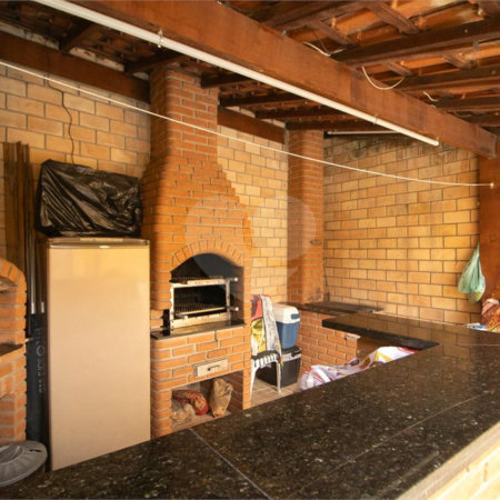 Casa à venda com 3 quartos, sendo 1 suíte, em Vila Mazzei, São Paulo, SP
