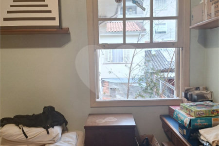 Sobrado à venda com 3 quartos, sendo 1 suíte, em Cambuci, São Paulo, SP