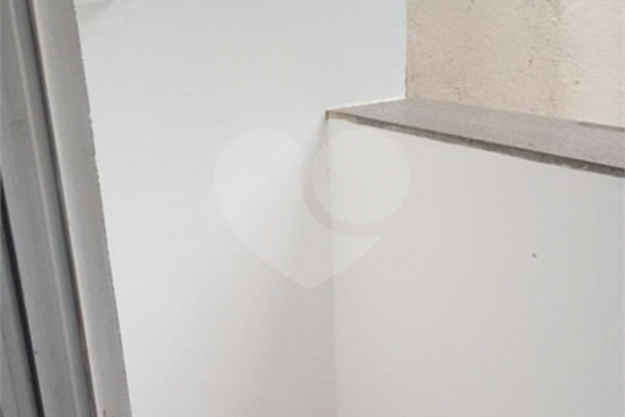 Sobrado à venda com 3 quartos, sendo 1 suíte, em Jardim Las Vegas, Santo André, SP