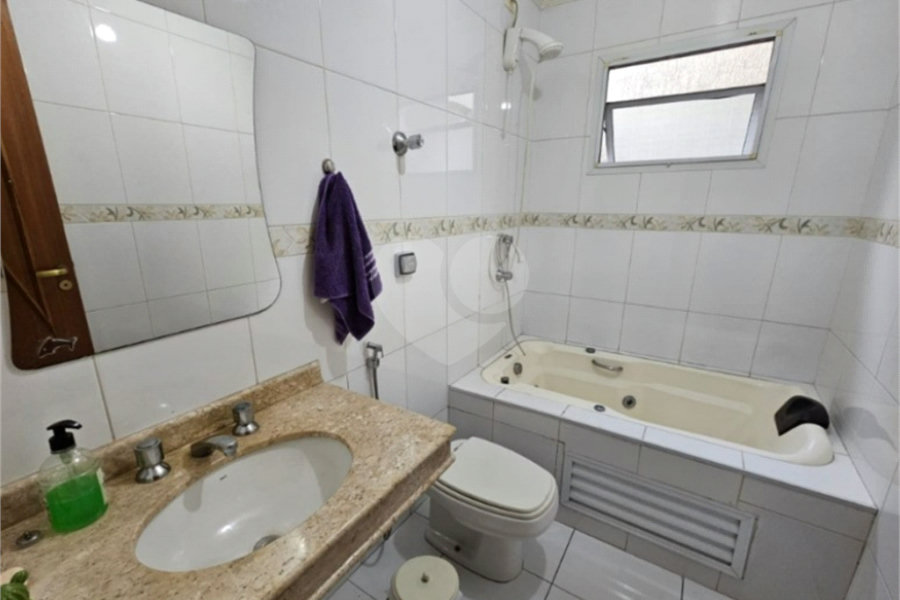 Casa à venda com 3 quartos, sendo 1 suíte, em Vila Fiat Lux, São Paulo, SP