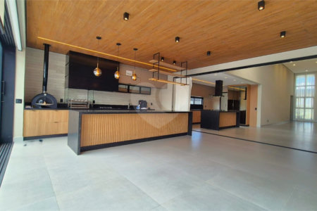 Casa à venda com 4 suítes no condomínio Residencial Saint Patrick, Sorocaba - SP