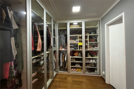 Apartamento para alugar com 3 suítes em Vila Romana, São Paulo, SP