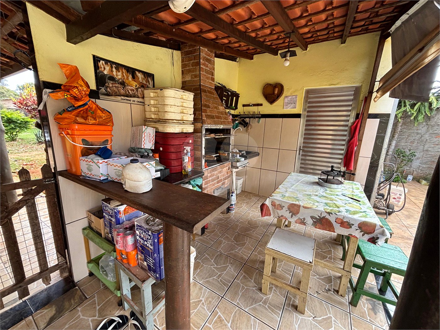 Chácara à venda com 3 quartos em Vila Sottemo, Itapetininga, SP