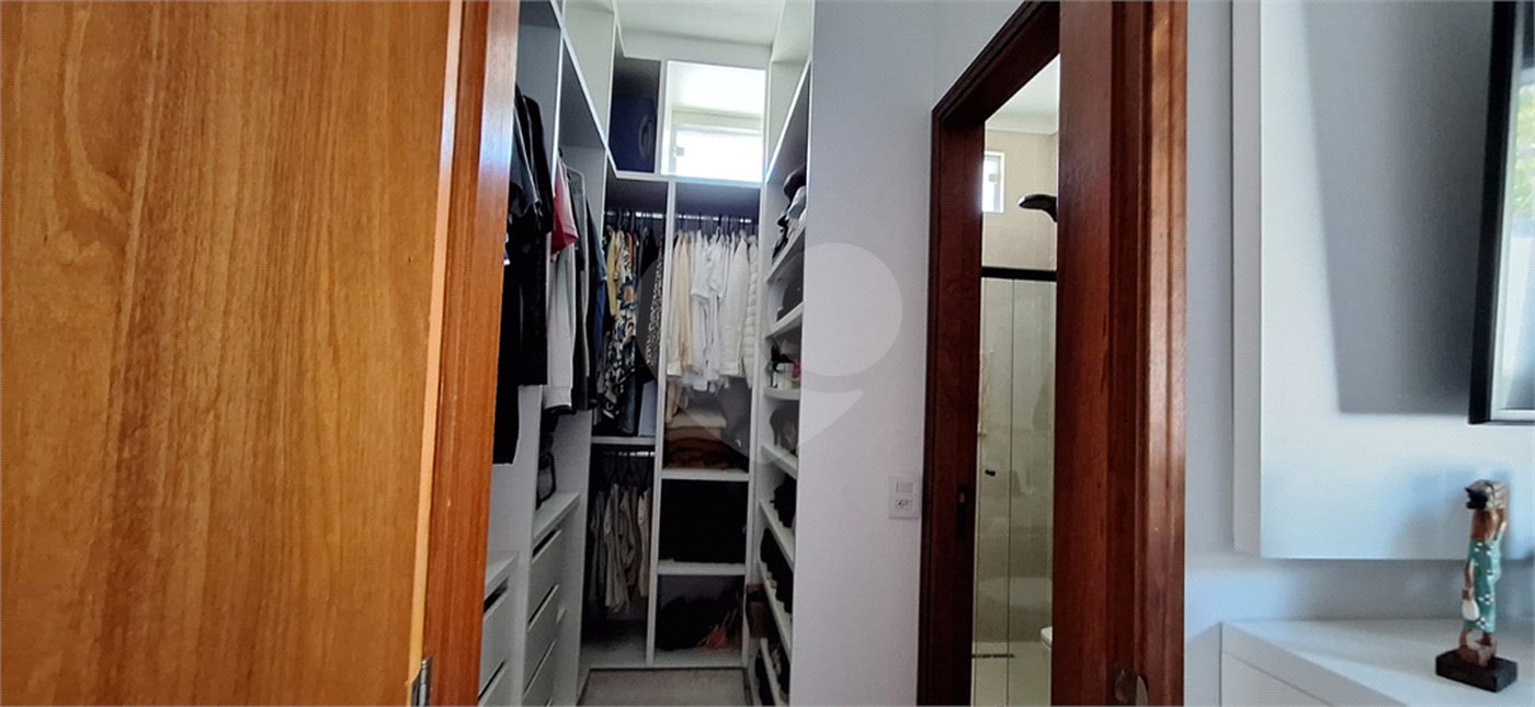 Casa à venda com 3 quartos, sendo 1 suíte, em Pinheirinho, Vinhedo, SP