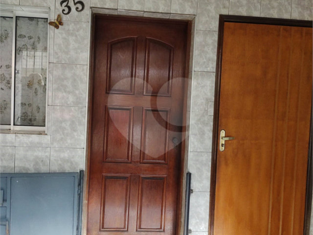 Sobrado à venda com 2 quartos em Tremembé, São Paulo, SP