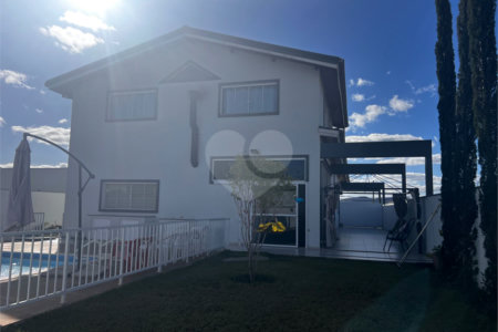 Casa à venda com 4 suítes no condomínio Evidence, Araçoiaba da Serra - SP