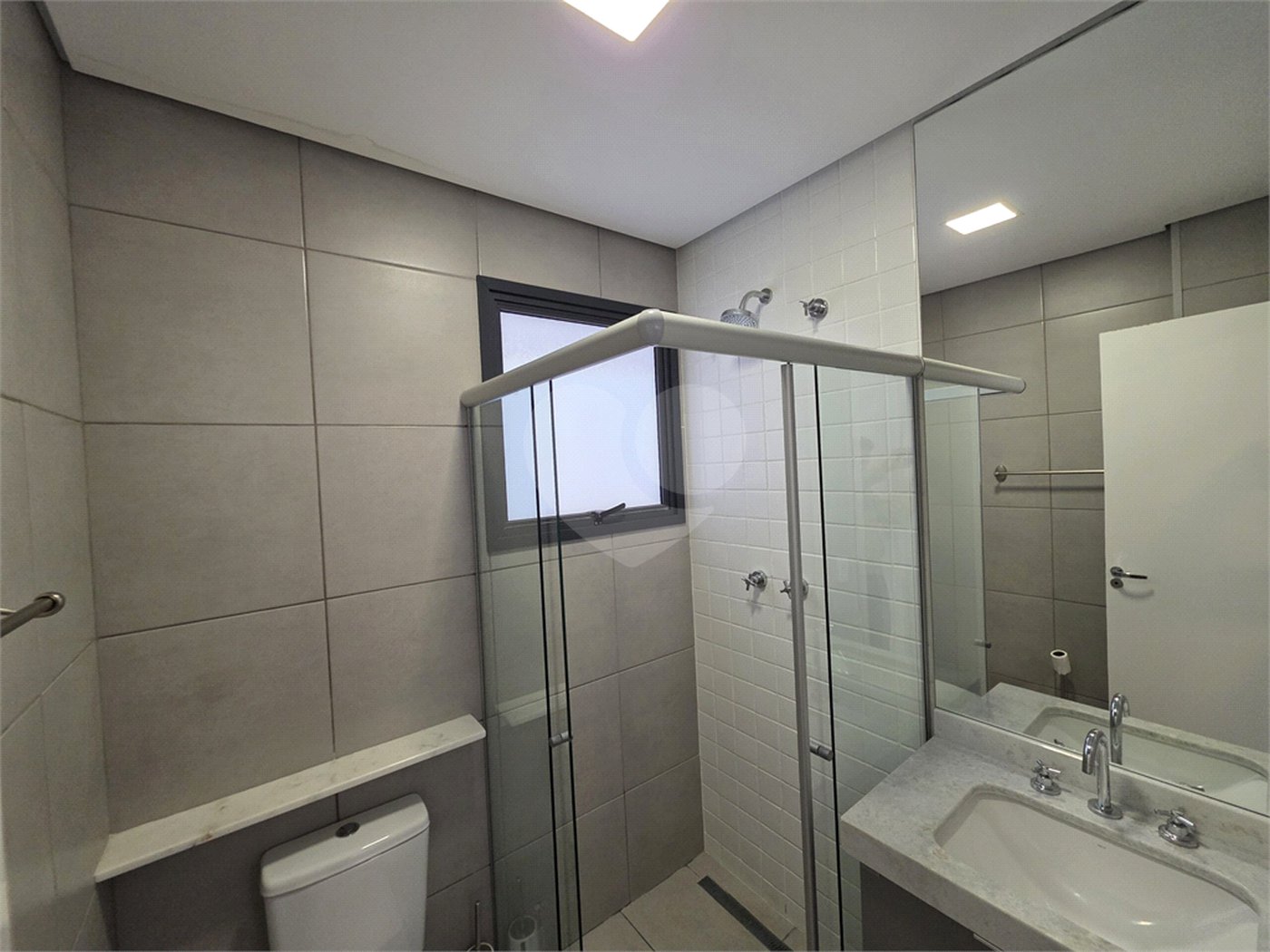 Apartamento à venda com 2 quartos, sendo 1 suíte, em Jardim Maria José, Votorantim, SP