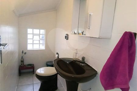 Sobrado à venda com 4 quartos, sendo 2 suítes, em Vila Morse, São Paulo, SP