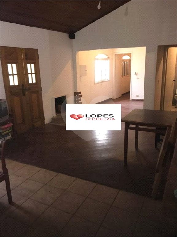 Casa Térrea à venda com 3 quartos, sendo 2 suítes, em Roseira, Mairiporã, SP