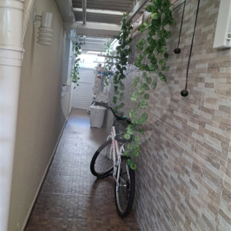 Casa à venda com 3 suítes no condomínio Villa das Flores, Mogi das Cruzes - SP
