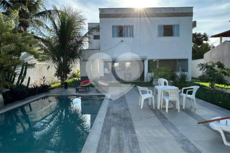Casa à venda com 3 quartos, sendo 1 suíte, em Outerio da Glória, Porto Seguro, BA