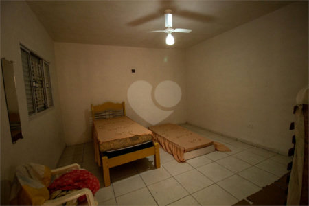 Chácara à venda com 7 quartos, sendo 6 suítes, em Saboó, São Roque, SP