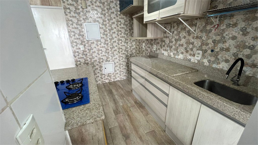 Apartamento à venda com 2 quartos em Jardim Esmeralda, São Paulo, SP