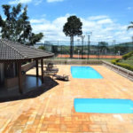 Casa à venda com 4 suítes no condomínio Osato, Atibaia - SP