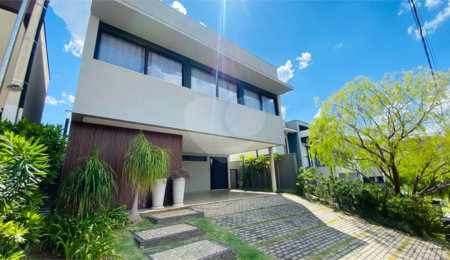 Casa à venda com 3 suítes no condomínio Euroville II, Bragança Paulista - SP