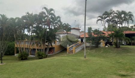 Casa à venda com 4 suítes no condomínio Piccolo Paese, Salto - SP