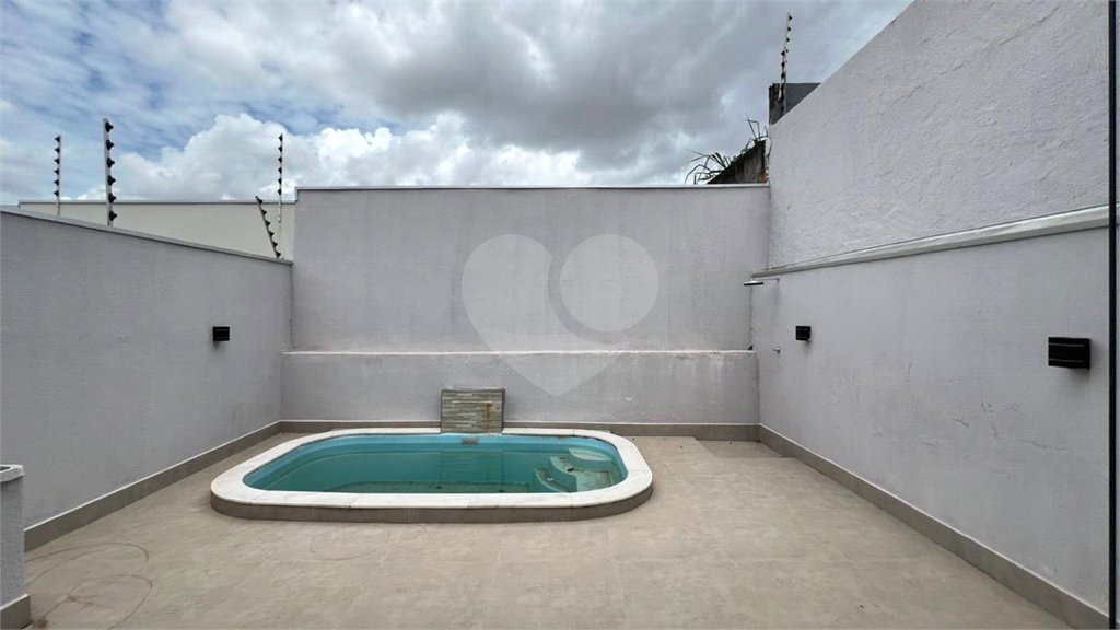 Casa Térrea à venda com 3 quartos, sendo 1 suíte, em Jardim Califórnia, Cuiabá, MT