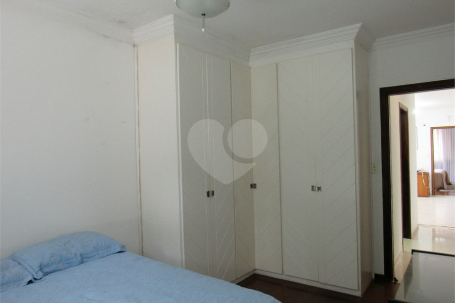 Sobrado à venda com 4 quartos, sendo 2 suítes, em Tremembé, São Paulo, SP
