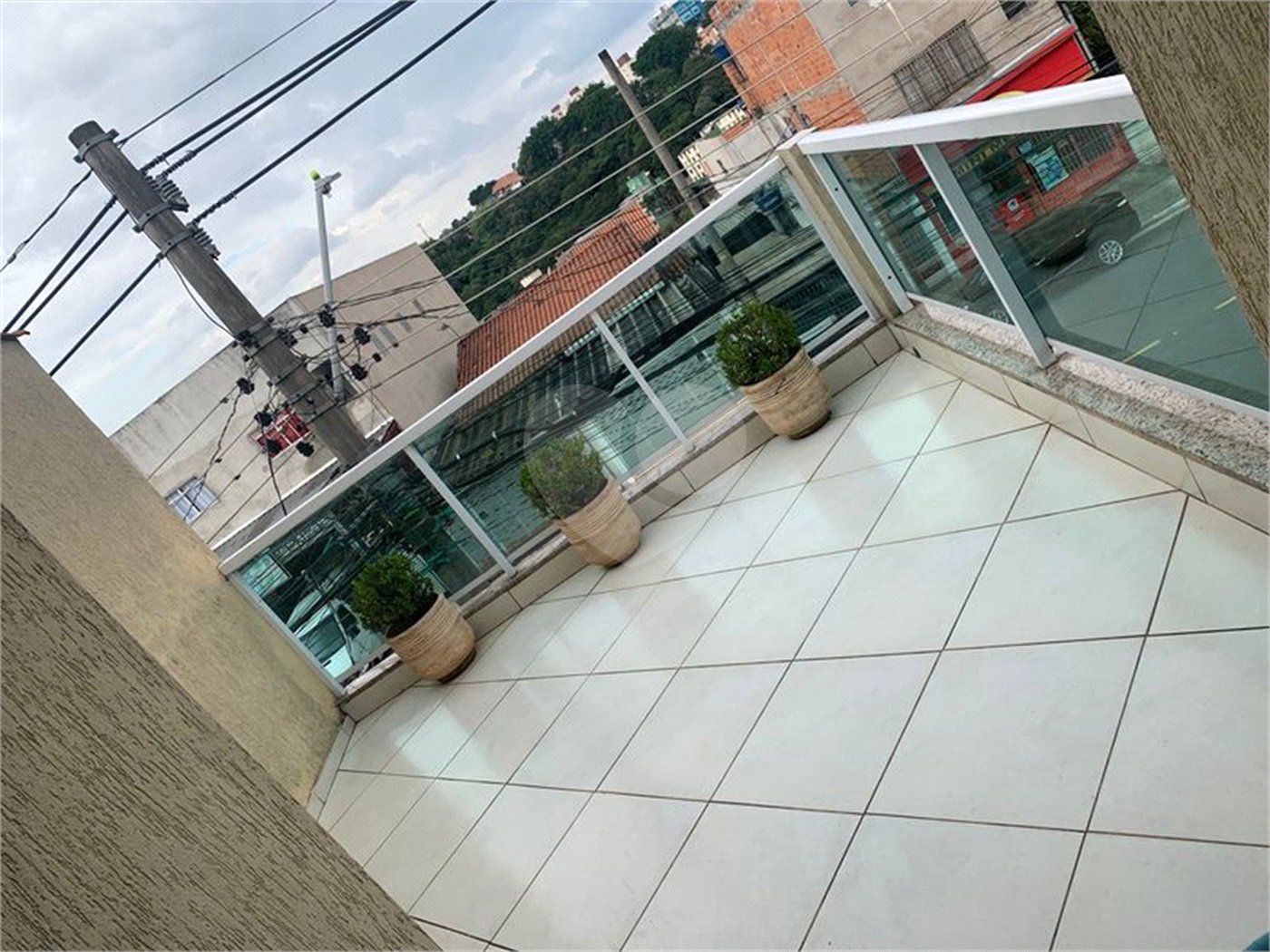 Sobrado à venda com 4 quartos, sendo 1 suíte, em Horto, São Paulo, SP
