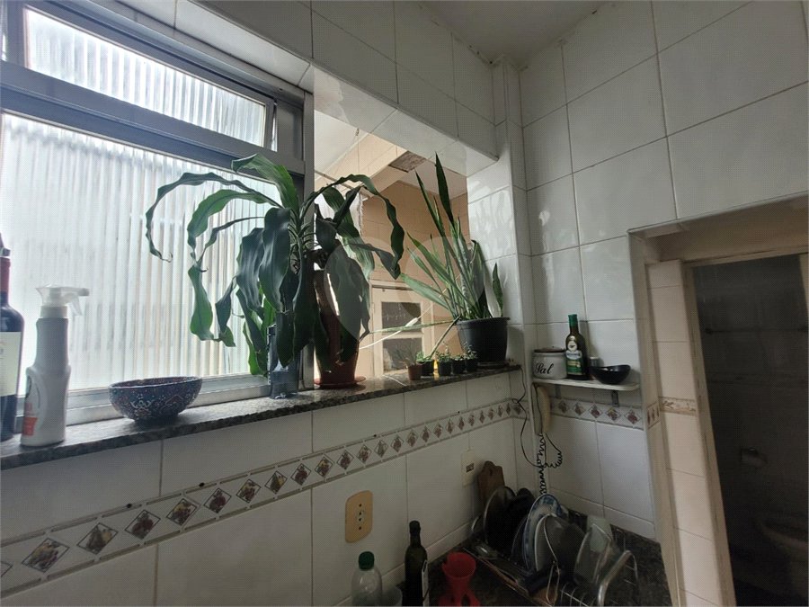 Apartamento à venda com 2 quartos, sendo 1 suíte, em Laranjeiras, Rio de Janeiro, RJ