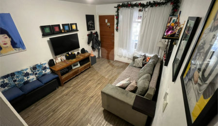 Sobrado à venda com 2 quartos em Tremembé, São Paulo, SP
