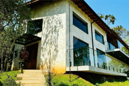 Casa à venda com 4 suítes no condomínio Associação Portal Ouro Verde, Atibaia - SP
