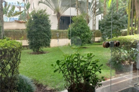Apartamento a venda na Oscar freire - com 03 dormitórios e 02 vagas - Próximo Hospital das Clínicas
