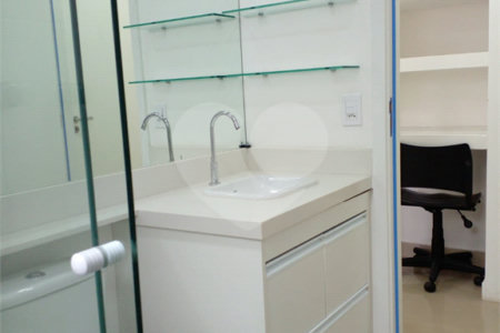 Apartamento à venda com 3 quartos, sendo 1 suíte, em Jardim Vazani, São Paulo, SP