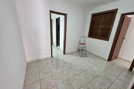 Sobrado à venda com 4 quartos, sendo 1 suíte, em Rio Pequeno, São Paulo, SP