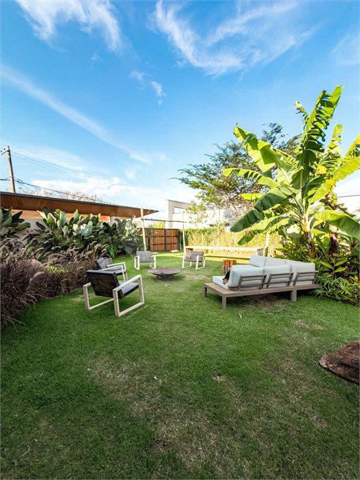 Casa à venda com 3 suítes no condomínio Primavera, Salto - SP