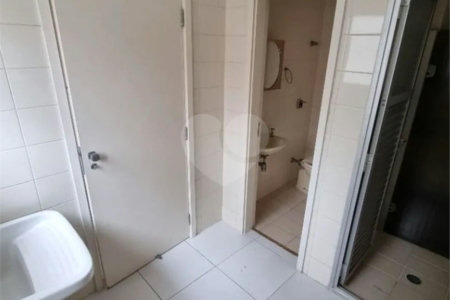 Apartamento à venda com 3 quartos em Pitangueiras, Guarujá, SP