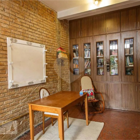 Sobrado à venda com 4 quartos, sendo 1 suíte, em Tatuapé, São Paulo, SP