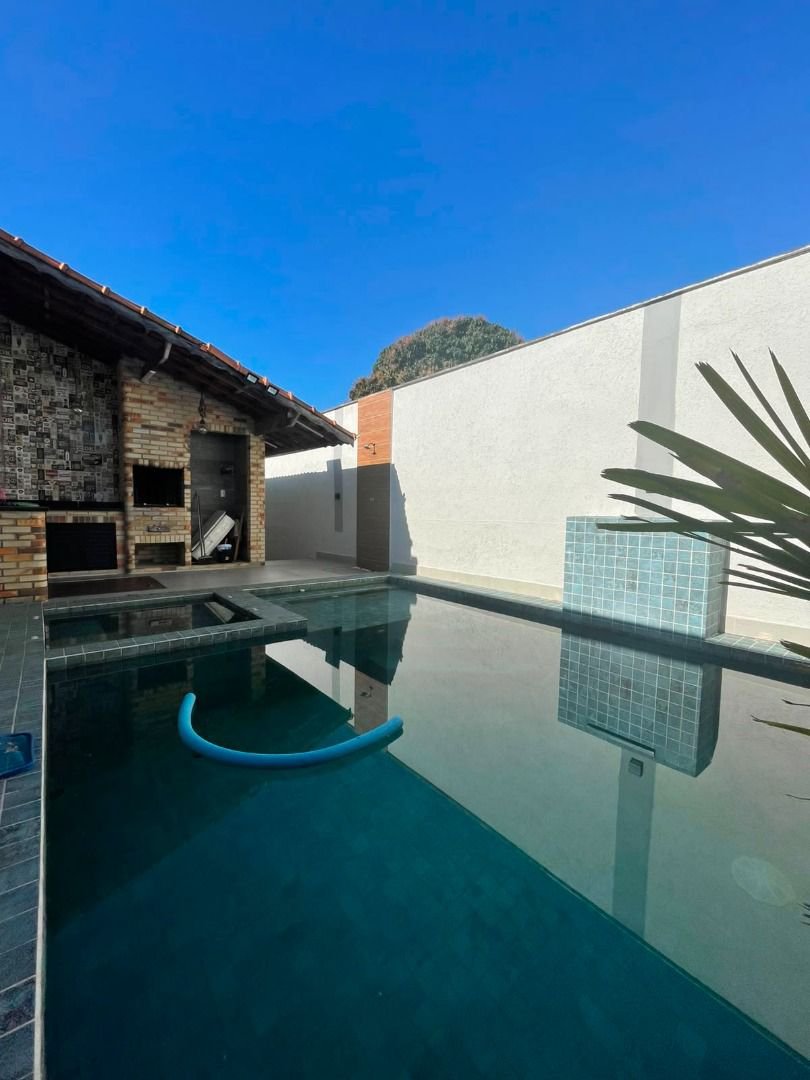 Casa com 2 dormitórios à venda, 81 m² por R$ 540.000,00 - Mirim - Praia Grande/SP