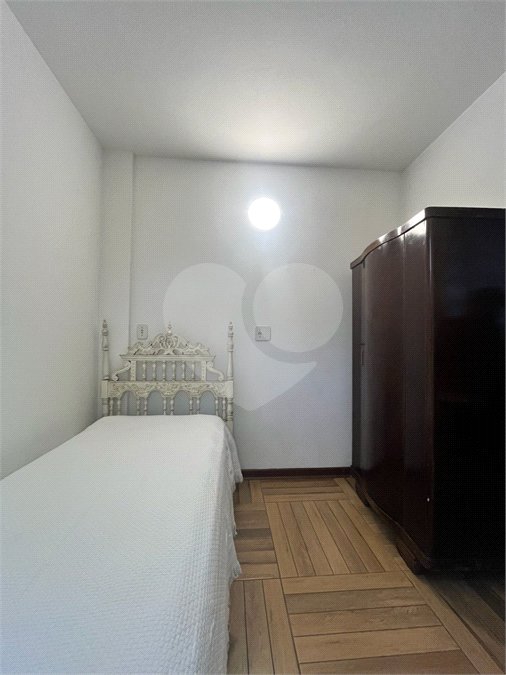 Sobrado à venda com 5 quartos, sendo 2 suítes, em Alto da Boa Vista, São Paulo, SP