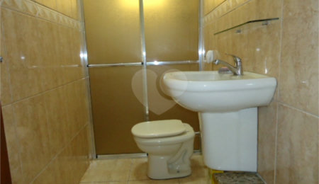 Sobrado à venda com 3 quartos em Jardim Peri, São Paulo, SP