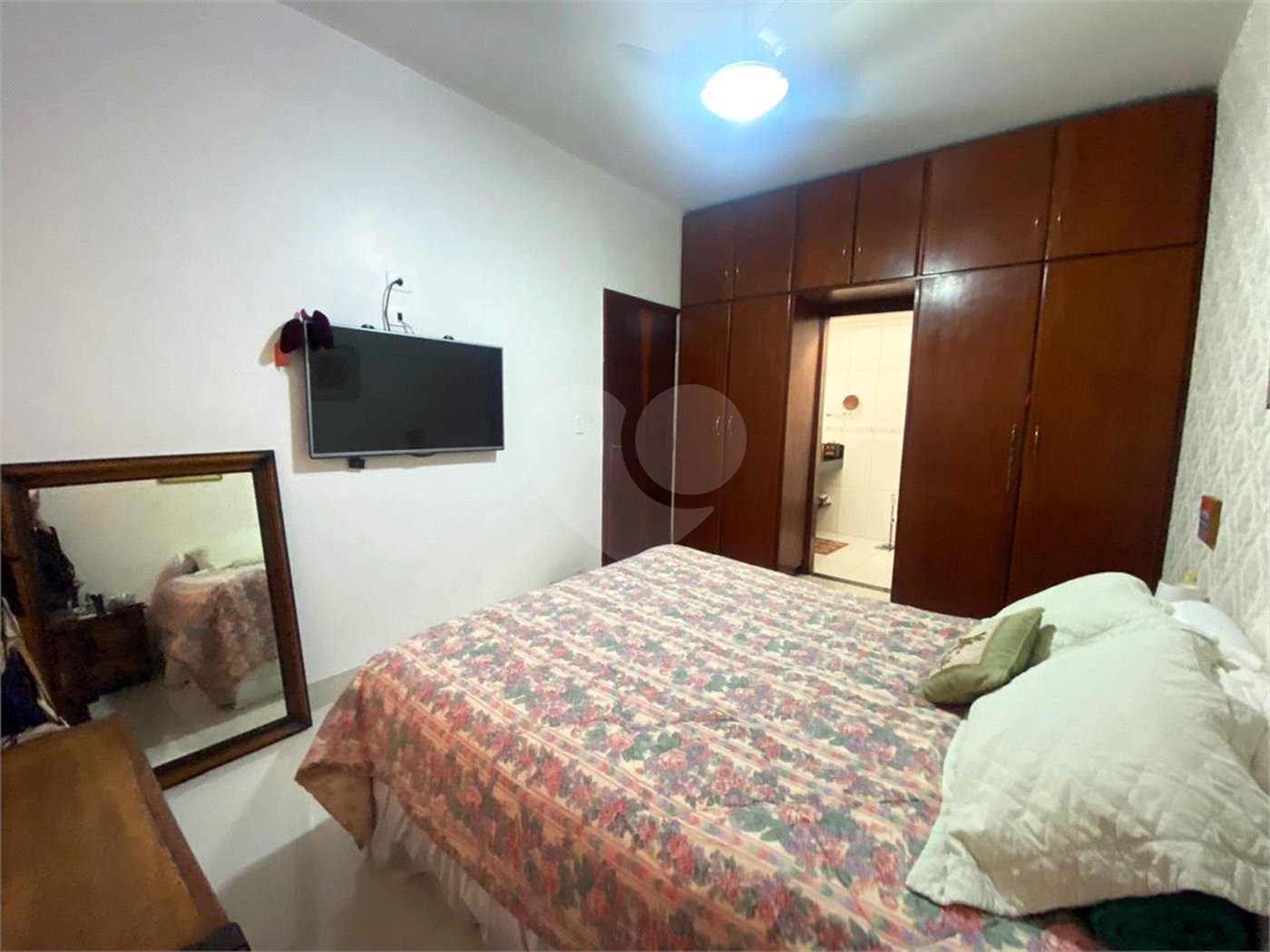 Sobrado à venda com 3 quartos, sendo 1 suíte, em Campo Belo, São Paulo, SP
