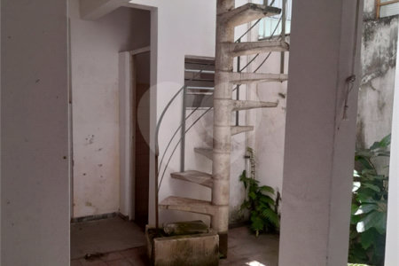 Sobrado à venda com 3 quartos, sendo 1 suíte, em Vila Mariana, São Paulo, SP