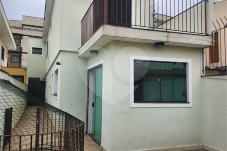 Sobrado à venda com 3 quartos, sendo 1 suíte, em Vila Paulicéia, São Paulo, SP