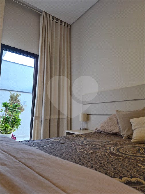 Casa à venda com 3 quartos, sendo 1 suíte,  no condomínio Mantova, Indaiatuba - SP