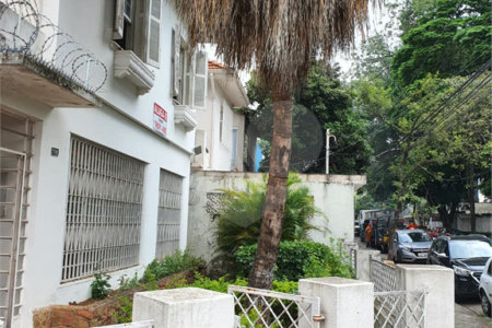 Sobrado para alugar com 3 quartos em Campo Belo, São Paulo, SP
