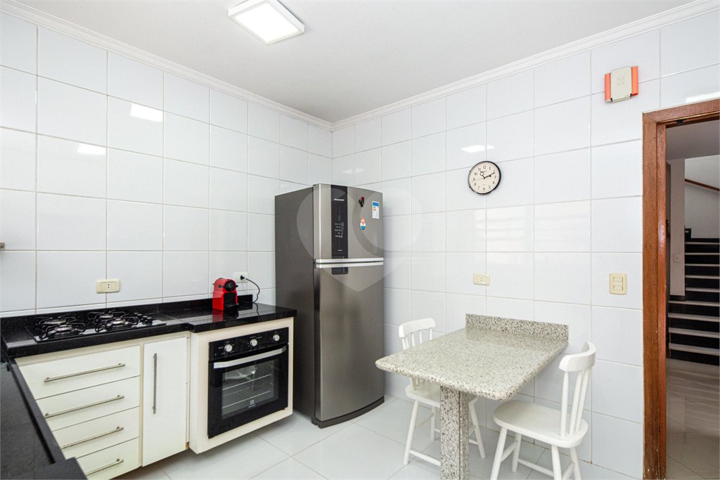 Casa à venda com 3 quartos, sendo 1 suíte, em Campo Belo, São Paulo, SP