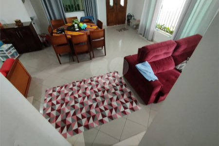 Casa à venda com 5 quartos, sendo 3 suítes, em Vila Paulicéia, São Paulo, SP
