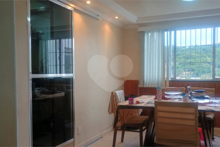 Villagio à venda com 3 quartos em Senador Vasconcelos, Rio de Janeiro, RJ