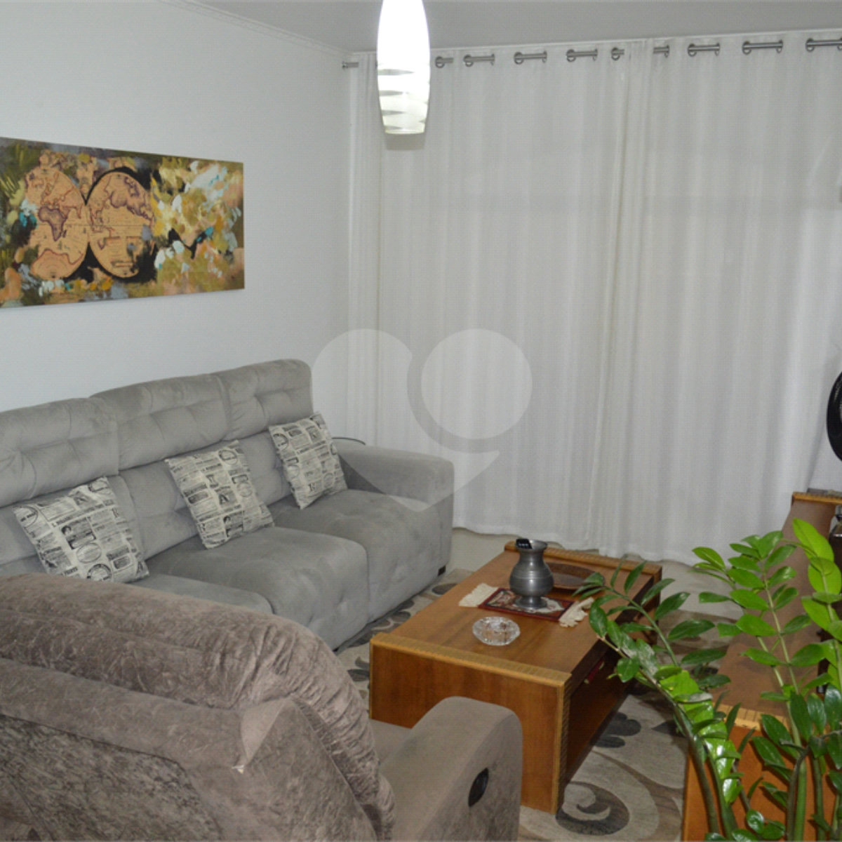 Casa à venda com 3 quartos, sendo 1 suíte, em Jardim Prudência, São Paulo, SP