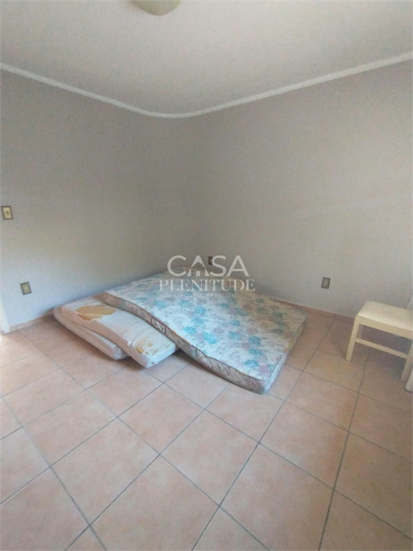 Chácara à venda com 5 quartos, sendo 1 suíte,  em Araçoiaba da Serra, SP